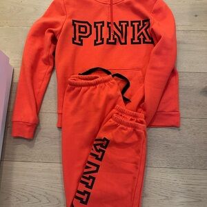 VS PINK Bright Red Jogger & Quarter Zip Set size S/M